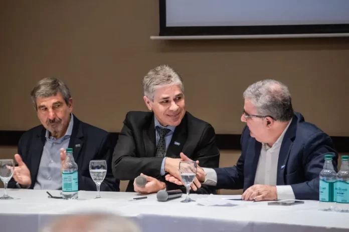 Catamarca firmó convenio con Y-TEC YPF para instalar fábrica de baterías de litio