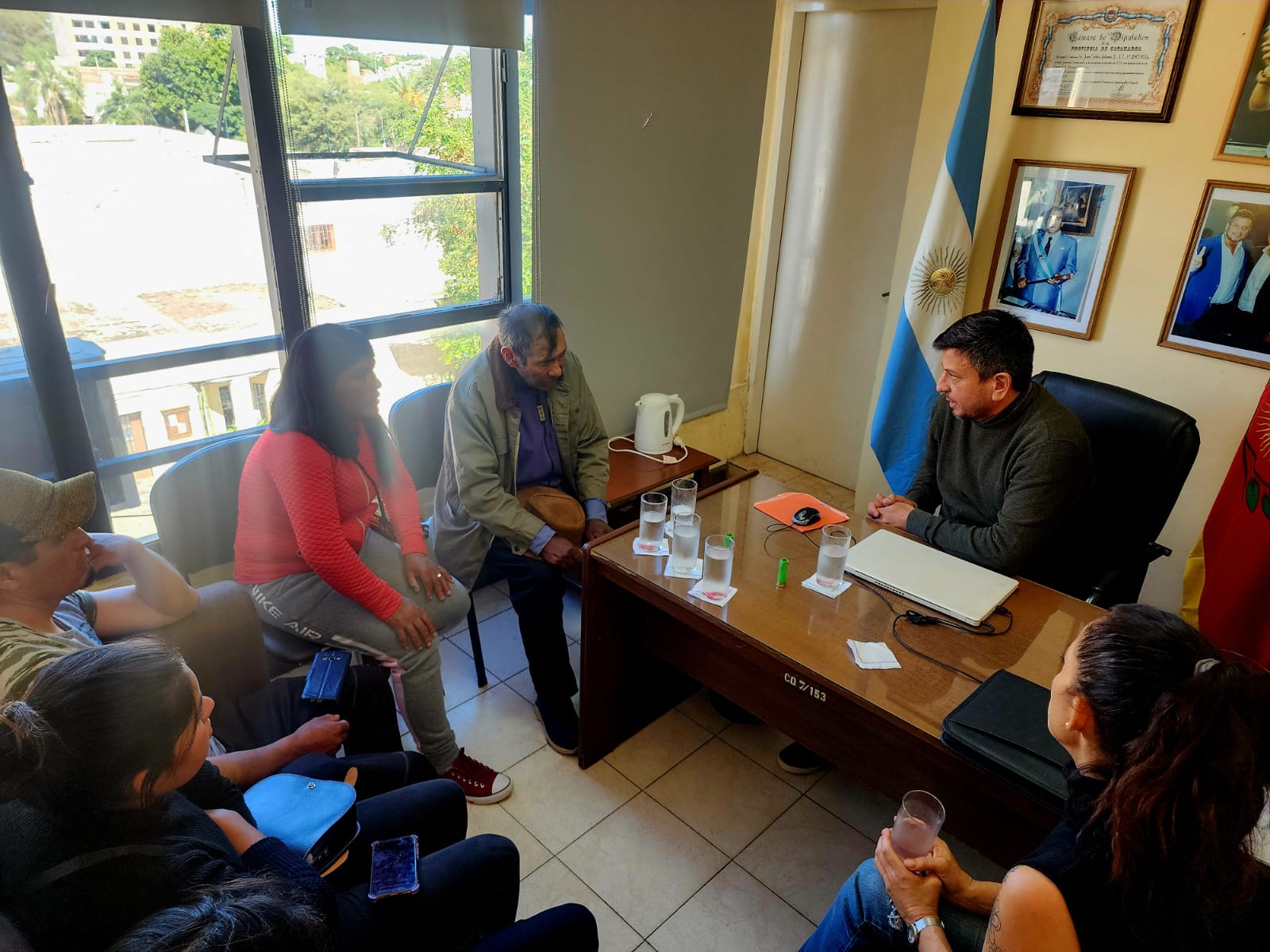 Diputado del FDT recibió a la comunidad originaria de Peñas Negras