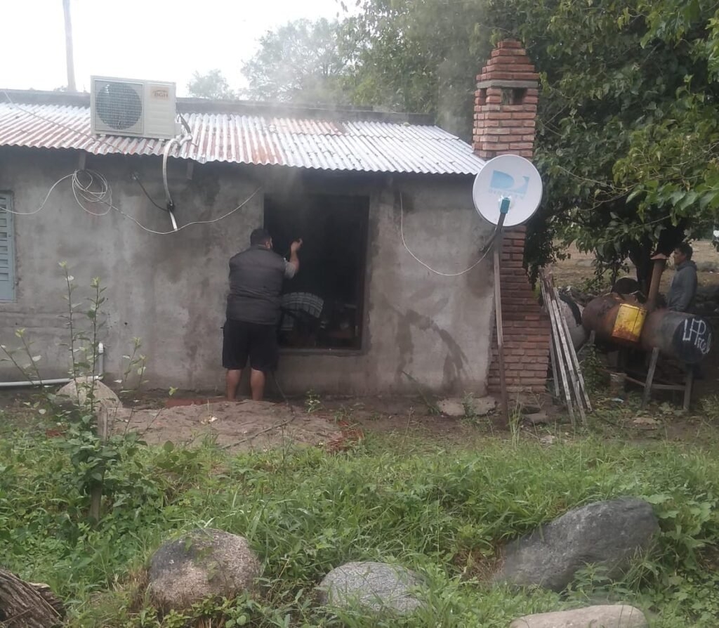 Voraz incendio en una vivienda de San Pedro