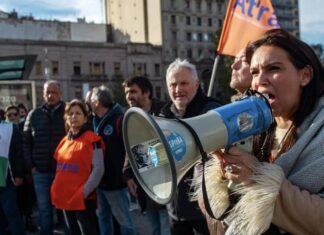 Milei y el periodismo: del panelismo televisivo a los constantes ataques desde el poder